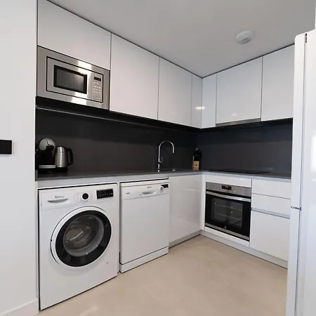 Apartamento Nuevo Alexia 1 4 1 En *